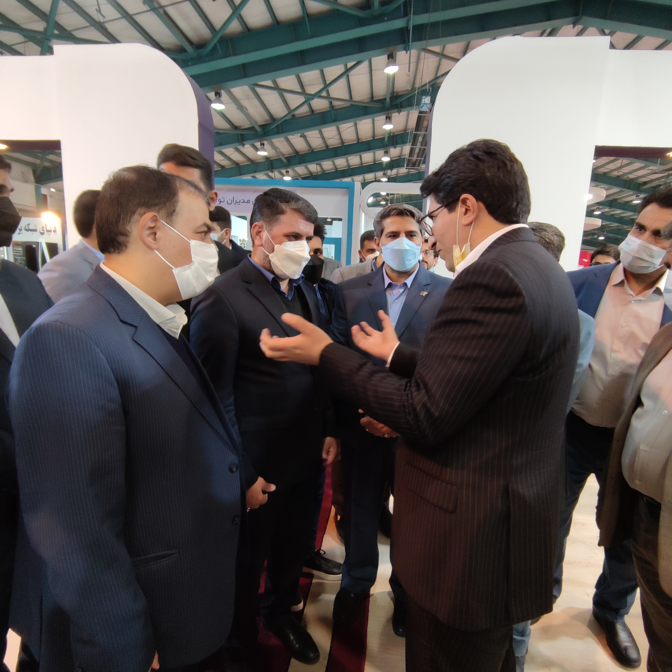 تصویر مرتبط با «استقبال بینظیر بازدیدکنندگان از غرفه آوید در نمایشگاه کامیتکس 14»